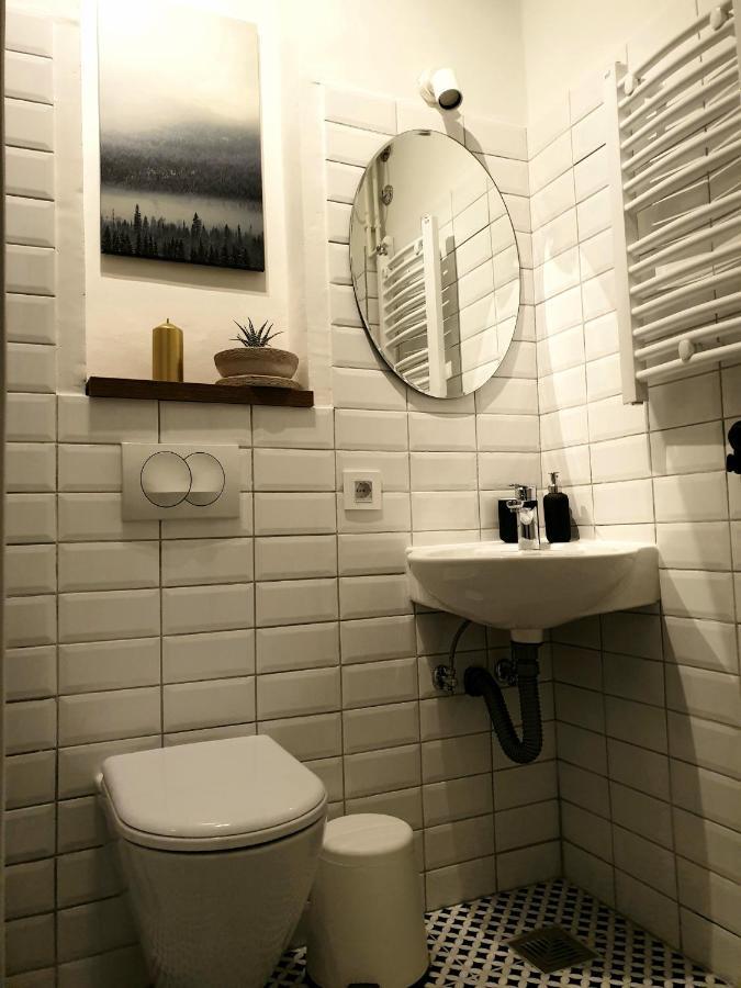 Studio appartment Savski Trg Belgrado Esterno foto