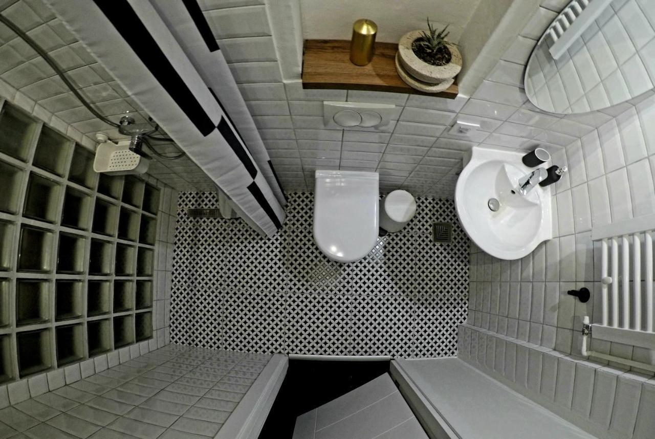 Studio appartment Savski Trg Belgrado Esterno foto